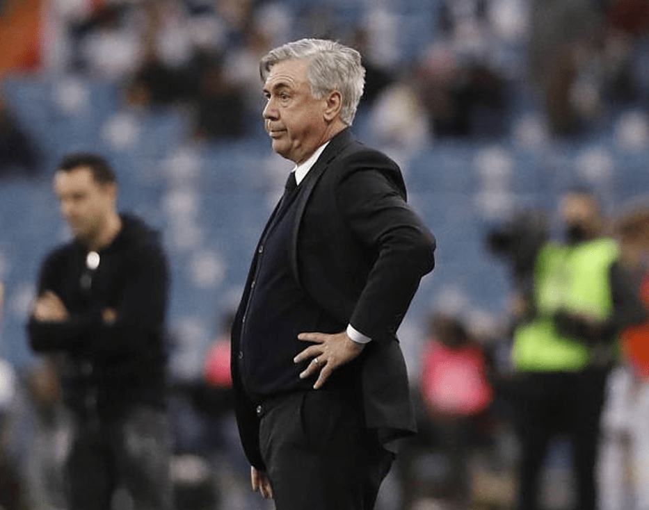 集结日体能课后；塞维利亚临场应变备战法甲；话题不断；临场指挥获称赞的简单介绍-MK体育