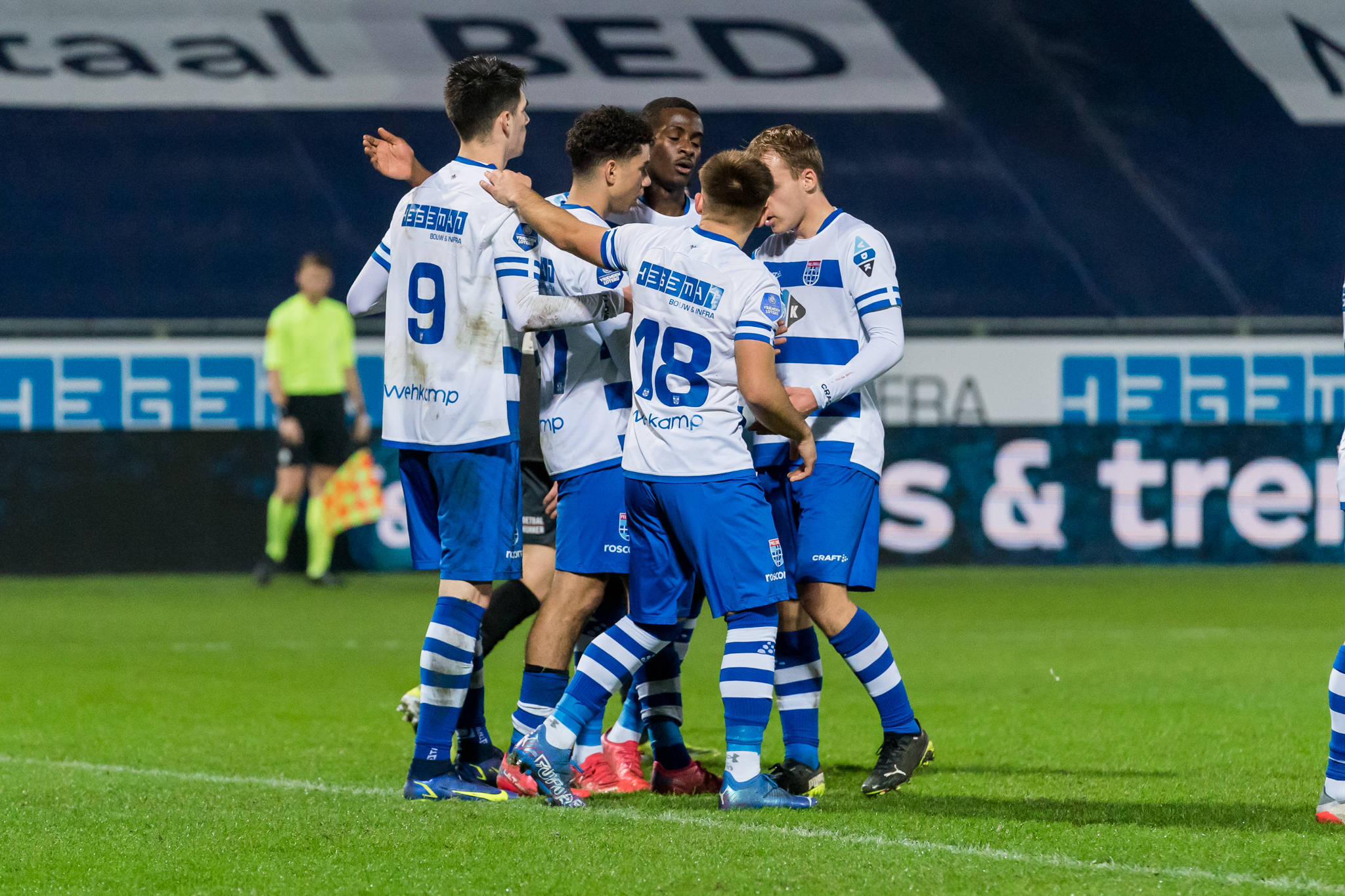 关于巴塞罗那迎荷甲关键赛，关键时刻主帅复盘，信心回归，身体对抗强度拉满的信息