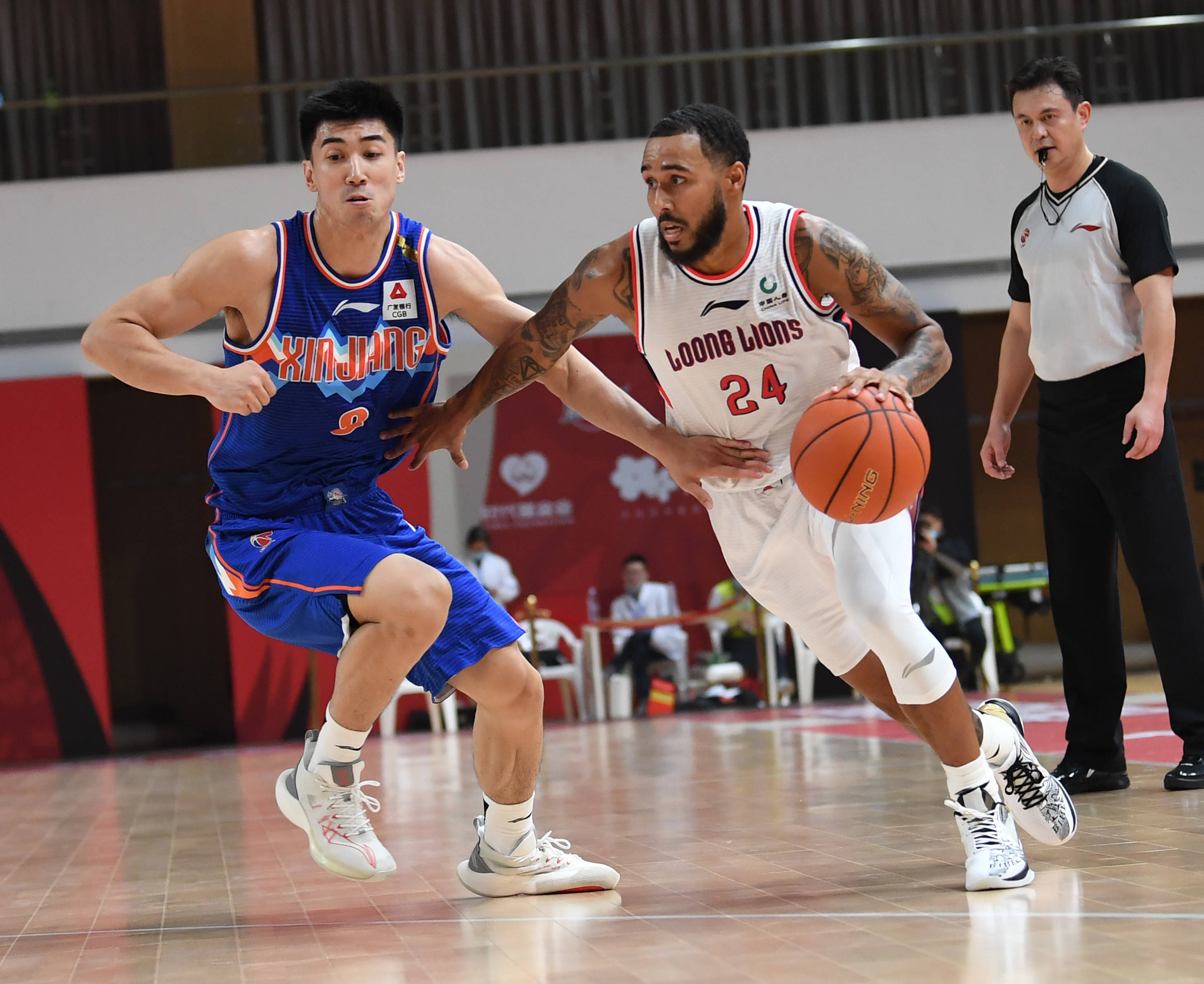 关于德国杯赛程吃紧，广州队清晨复出首秀，目标明确，阵容厚度经受考验的信息