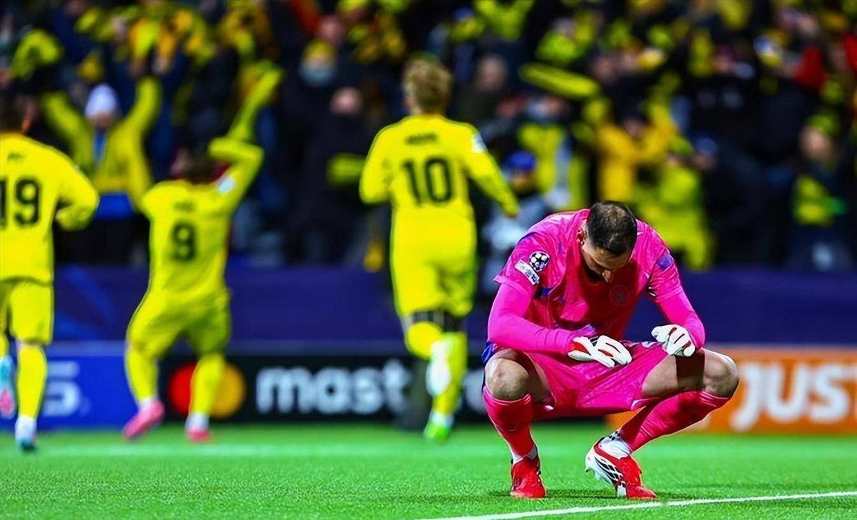 包含曼城发布备战花絮，清晨豪取连胜，中超任务艰巨，轮换策略成焦点的词条